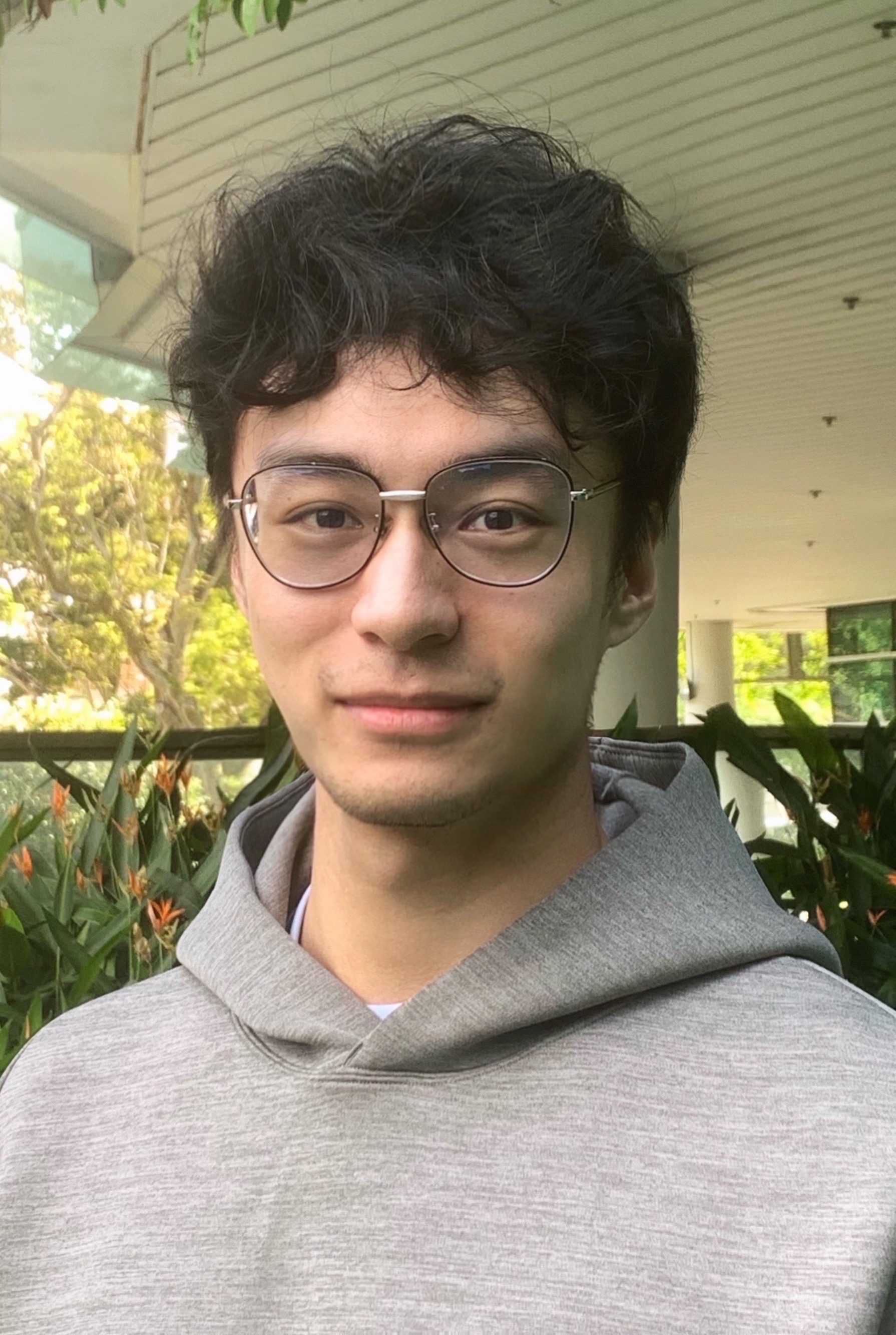 Shaolun Ruan